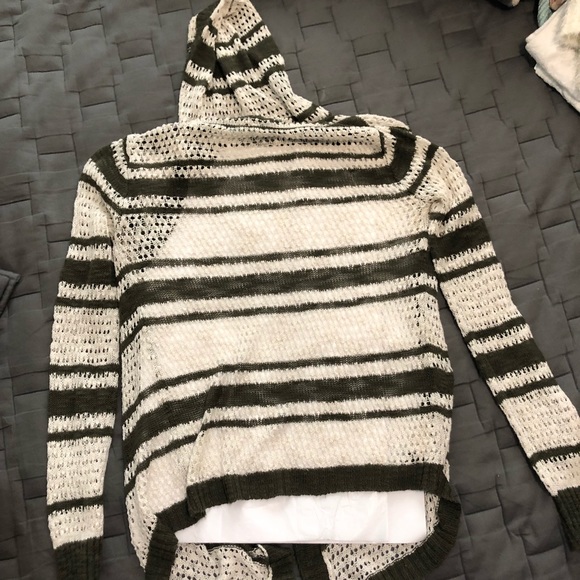 Maurices Cardigan with Hood - Picture 5 of 7